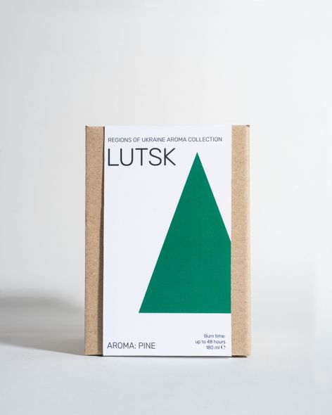 LUTSK candle with pine aroma